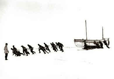 halage du "James Caird"